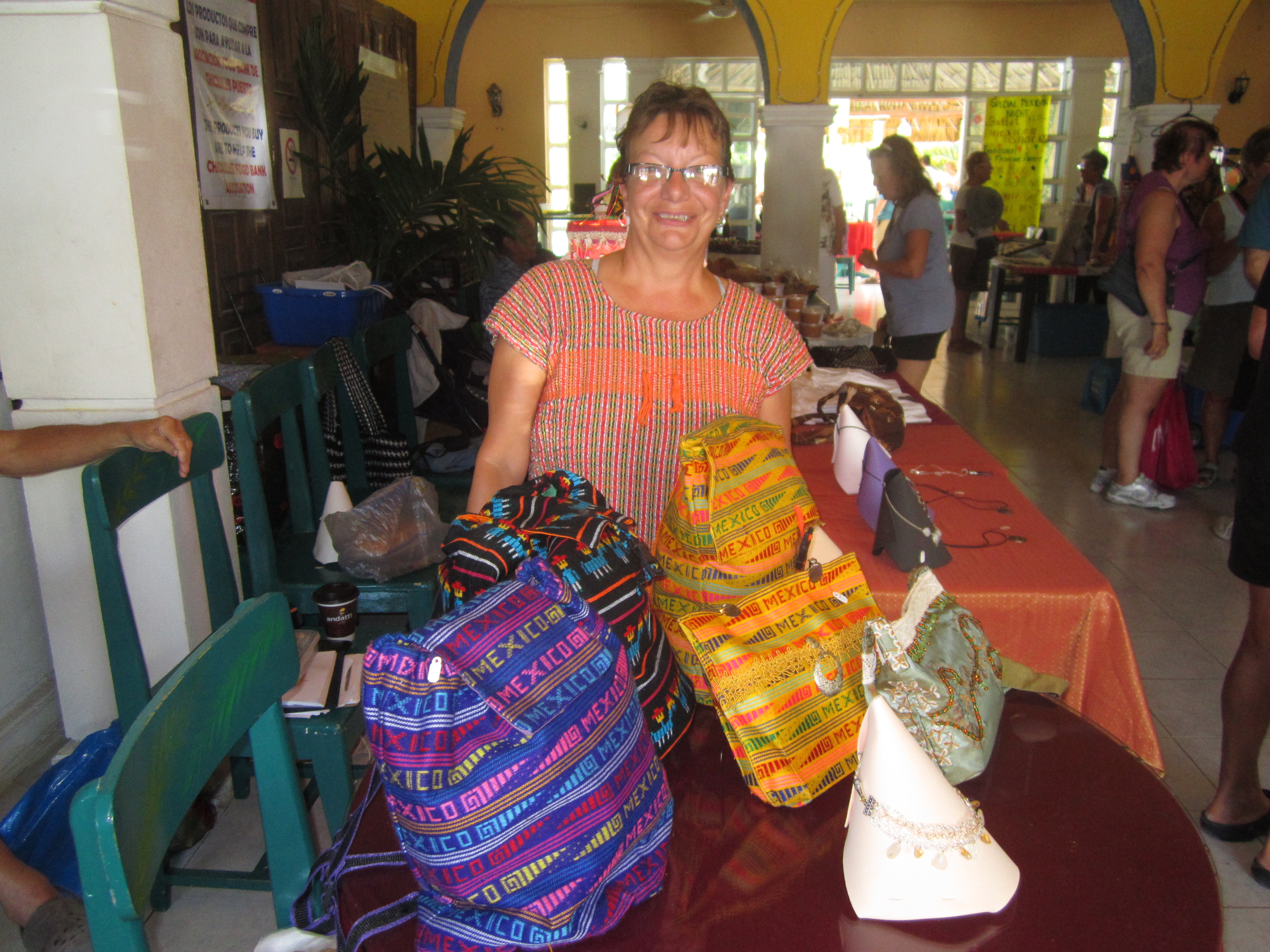 Bazar del Muelle-Bamboo Beach